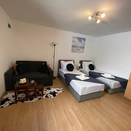 Apartman Hana U Blizini Automotodroma Grobnik I Kostrenski Plaza Kostrena Exterior photo